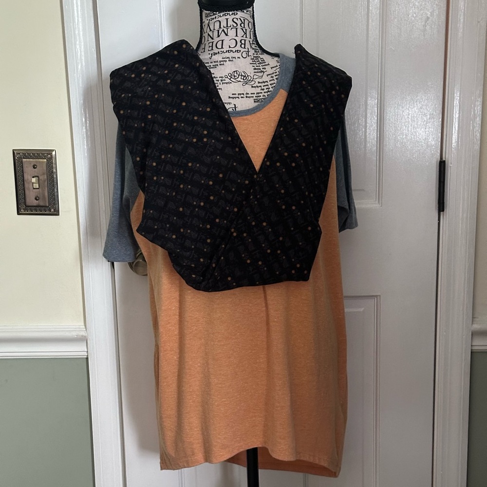 LuLaRoe Set -Top & Leggings